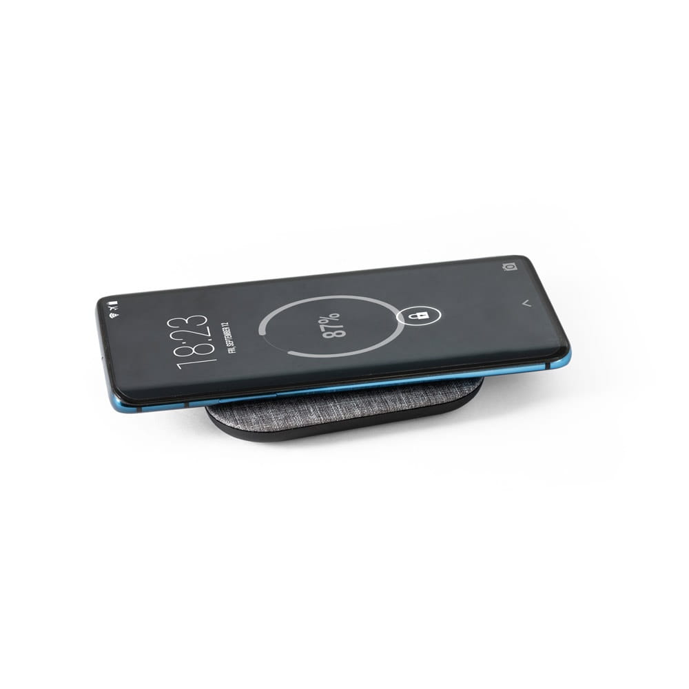 RENEWAL CHARGER. Kabelloses Ladegerät aus 100 % rPET Grau